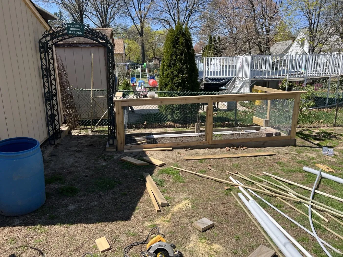 Custom raised garden project
